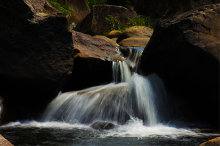 A serene waterfall at Belihuloya in Sri Lanka